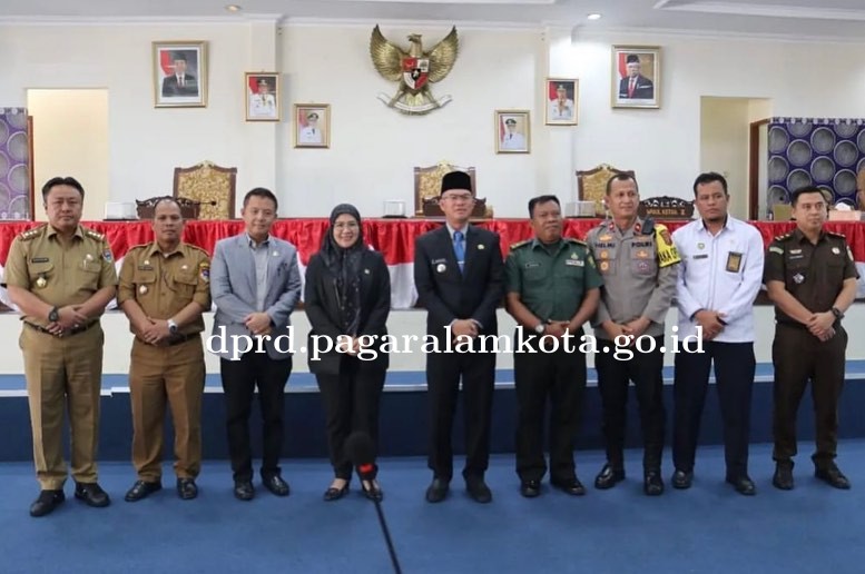 Jenni Shandiyah membuka Rapat Paripurna X (sepuluh) Sidang Ke-5 DPRD Kota Pagar Alam Persidangan Tah